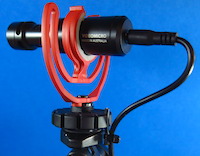 Clamping a 3 mm microphone cable